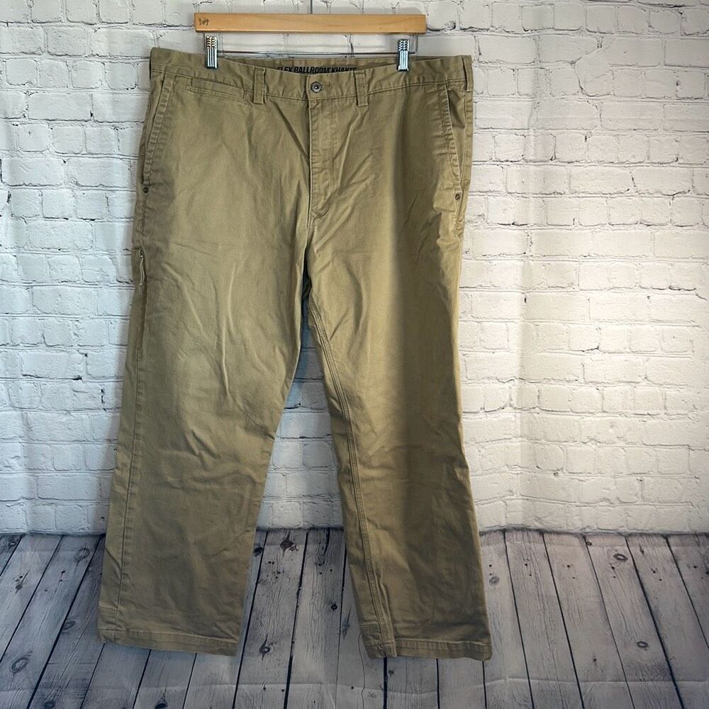 Duluth Mens Tan Khaki Pants Flex Ballroom Khakis size 42 x30